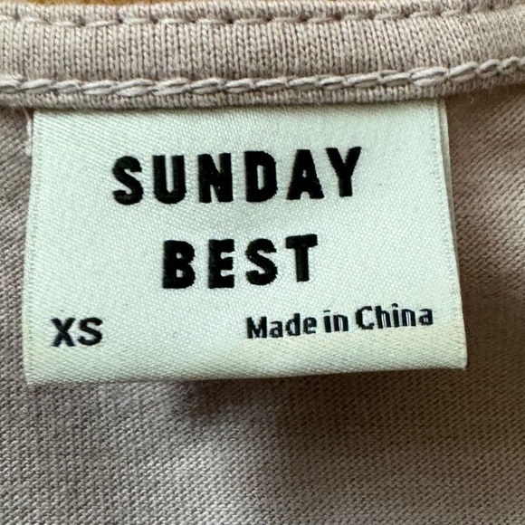 Aritzia Sunday Best short sleeve top in lavendar, size xs - Picture 2 of 6